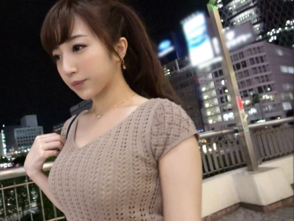 【巨乳人妻】「んっ…んっふっ…///」イラマで苦しそう…Gカップ巨大チチの奥様、本気でおっ立つ肉棒に翻弄される！