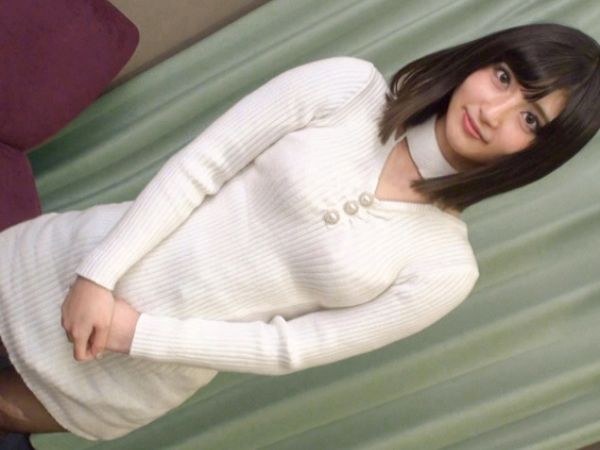【素人ナンパ】静岡で見つけた超絶美少女！『えっ、マジで？』と驚くほど可愛い娘が、ナンパ師の甘い言葉にノックアウト♡エスカレートする要求に戸惑いながらも、最後はガチでヤラせてくれるなんて…w