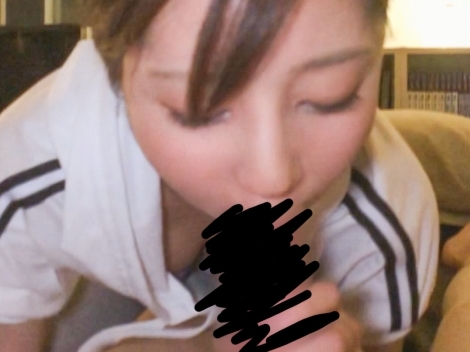 【彼氏に内緒の過激プレイ】ドスケベJDが彼氏宅で大胆オナニー披露！ローターで感じまくり、素股＆神フェラで彼氏チンポを骨抜きに♥ 彼氏じゃ満足できないエッチな女子大生の危険な遊び！