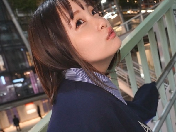 【むちむち美少女の誘惑】『彼氏じゃ物足りないの…』巨乳美少女が極上パイズリでチンポを挟み込み、上目遣いで誘惑！満足できないカラダが男を欲しがるエロすぎるセックス♡