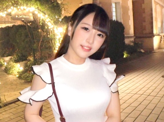 【アニメ声の巨乳娘をゲット】『気持ちいい…またイッちゃう…』ナンパで捕まえた美巨乳ちゃんが、可愛い声で喘ぎながら潮吹き大洪水！敏感ボディが何度も昇天しちゃう♡