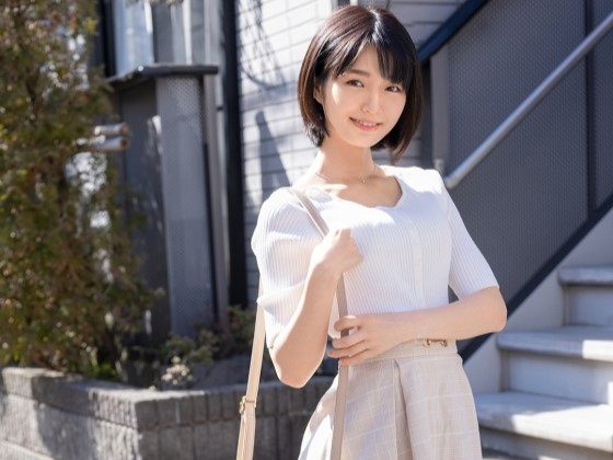 【小顔ショトカ美少女を貸し出し】透明感抜群の美少女に素人男性が肉棒フル勃起！暴走した肉棒で膣奥をガン突きされ、感じまくる姿がエロすぎる♥