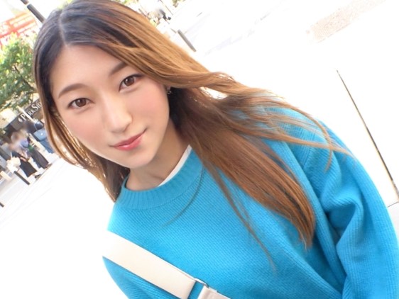 【ナンパで堕ちたスレンダー看護師】『ダメ…でも気持ちいい…』優等生ナースがチンポを咥えた途端、淫乱モード全開！ご褒美の生ハメで敏感ボディが痙攣イキ連発！♡