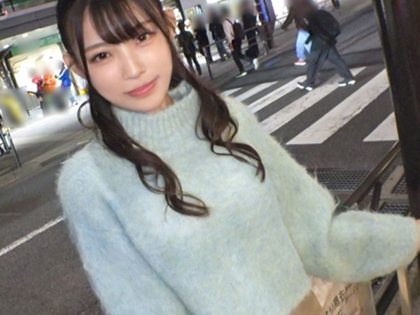 【黒髪スレンダー美少女をゲット！】韓国アイドル級のルックスにメロメロ！ナンパ成功でベロチューしながら敏感なマンコを責め、生挿入で激しく突いて美少女をイカせまくる！♡