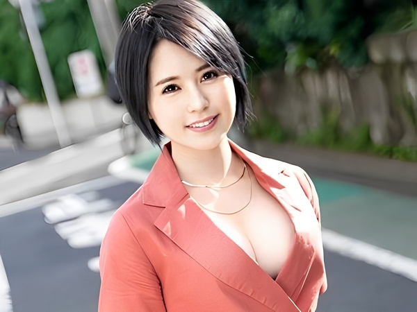 【素人/女子大生】短大に通うパイパン巨乳美女♡色白肌なハリのあるボディをチンポ責めされて勢いよく顔射される♡
