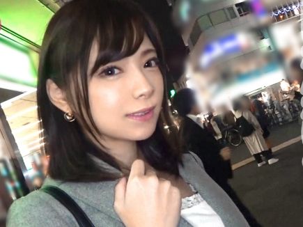 【ドM女子のハードプレイ】『もっと激しく…！』イラマチオとスパンキングが大好きな素人女子が、デカチンで喉奥＆膣奥をガンガン突かれて大興奮！死ぬほど気持ちいいガン突きSEXで悶絶！！♡