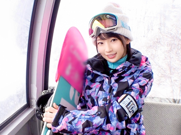 【ゲレンデナンパ】雪山で見つけたJDを即お持ち帰り！敏感ボディに鬼ピストン連打でマンコびしょ濡れ♥︎ 激ハメSEXで痙攣アクメ連発！！