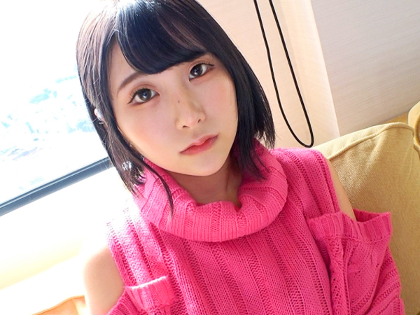 【初撮り美少女の敏感反応】小柄で可愛い素人娘が手マンとクンニで大発情！小さなお口でデカチンを必死にフェラチオする姿がたまらない！♥︎ ウブなのにエッチなギャップに興奮間違いなし！♡