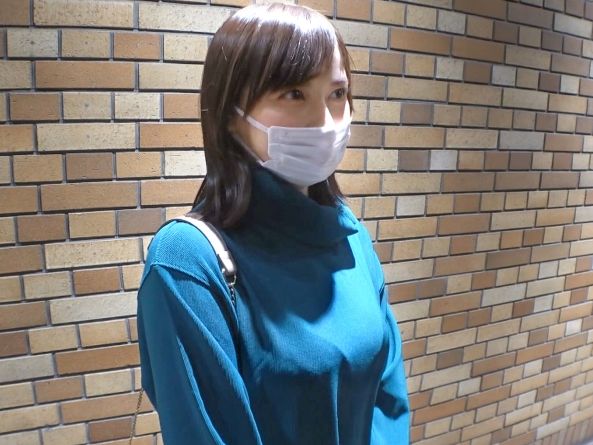 【街角で見つけた変態美女】『お尻叩いて…もっと激しく…』超美人の隠れた性癖を暴く！パイパンマ●コに激しくピストンされ、快感に耐えきれず悶絶イキ！ド変態な本性をさらけ出す！♡