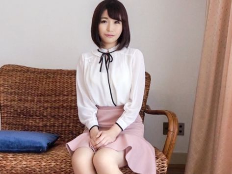 【むっちりボインお姉さんのパイパンSEX】『気持ち良すぎる…』色白美巨乳のお姉さんがぷりぷり美尻を揺らしながらアナル丸見えで激ピストン！エロすぎるカラダを存分に味わう生々しいセックス♥