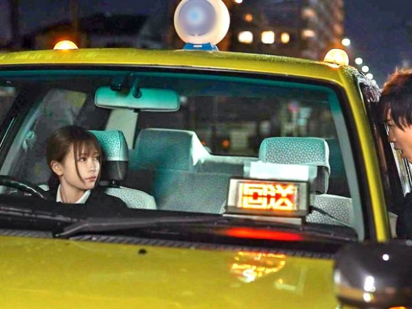 ＜野々浦暖＞淫乱タクシードライバー発情中です♥おフェラ技巧すぎる美女の極上サービスっ……！！