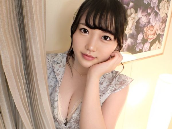 【爆乳JDの初々しいセックス】『気持ちいい…でも恥ずかしい…』おっとり巨乳女子大生が、男性経験の少なさを感じさせるぎこちない喘ぎ声で悶える！ウブな反応がたまらない♡ 柔らかそうな美巨乳を揺らしながら、初めての快感に溺れる姿は必見！