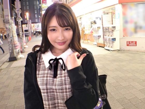 【素人軟派】普段はメイドを頑張ってるという美人ちゃん！実は相当エロいらしく巨根に大喜び！見た目によらない濃厚エッチに！