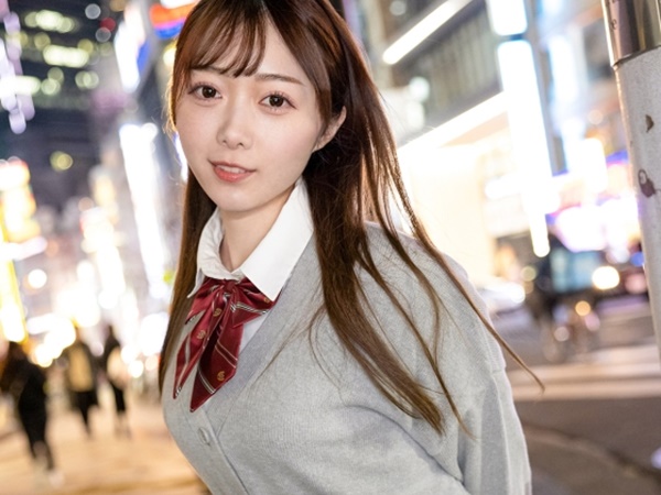 【小柄な妹系女優】童顔ロリっ娘がAVデビュー！色白もち肌がピストンで紅潮♥感じまくりでエロかわ激変！