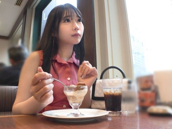 【受付嬢の裏の顔】『もっと…欲しい…』チンポを求めて火照る美貌のOLが、カメラの前で本能剥き出し！敏感ボディが快感に震え、連続絶頂でメス顔全開の淫乱モードに突入！♡