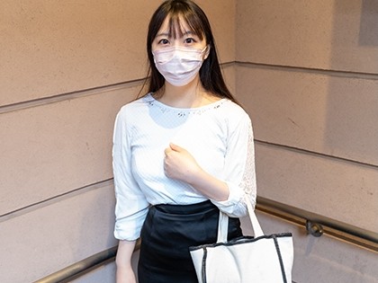 【ぽっちゃりJDの肉感セックス】『あっ…ダメ…イっちゃう…』色白で柔らかいボディの女子大生が電マと肉棒でイキ乱れ！ブサカワな顔を歪ませ、連続中出しで悶える姿がエロすぎる！♡