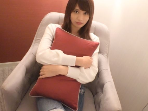 【20歳スレンダー美女】長身モデル体型の素人娘がおやじチ●ポに夢中！ねっとりSEXで感じまくり♥ 騎乗位＆バックで激しく突かれ、美ボディが乱れる！