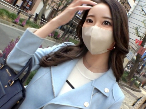 ＜高身長美女＞綺麗なロングヘアーで美乳桃尻のお姉さん♫敏感系のパイパンまんこは手マンとクンニで大洪水でマジ逝き昇天♪