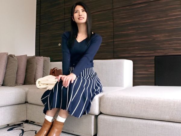 【美人ナースの裏バイト】『こんなの初めて…』スラリとした美脚ナースが肛門科検診を装ったエッチなバイトに挑戦！丁寧すぎるアナル舐めと生々しいセックスに悶絶♡