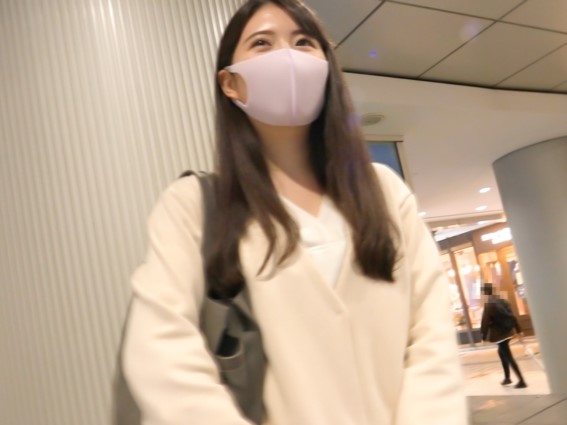 【マスク越しの誘惑】『ダメ…声が出ちゃう…』清楚系巨乳お姉さんが激しく乱れる！マスクの下の甘い吐息と、巨乳を揺らしながらチ○ポに跨る姿がエロすぎる！おマンコを激ピストンされ、快感に溺れる！♡