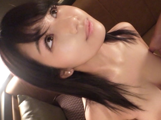 【初撮り素人娘】『カワイイ声出しちゃう…♥』上目遣いがたまらない美少女が初撮影で大胆に！！恥じらいながらも感じまくる姿がエロすぎてヤバい！ｗｗｗ