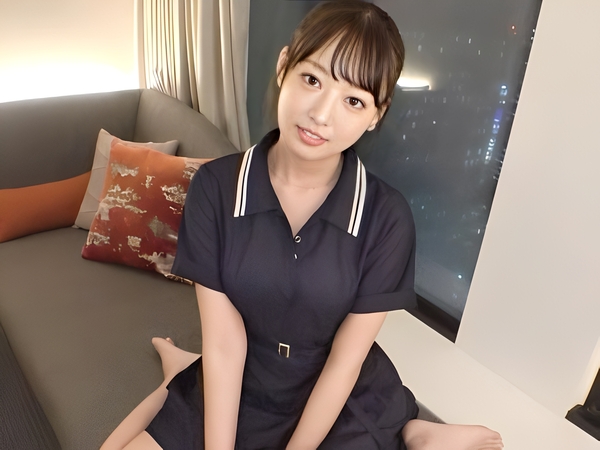 【銀行員お姉さんの夜】『こんなの初めて…』真面目そうなキャリアウーマンが夜景の見える部屋で大胆に！手マンでイカされた後、立ちバックで激しく突かれて絶頂！♡ 仕事モードからエロモードにスイッチオン！