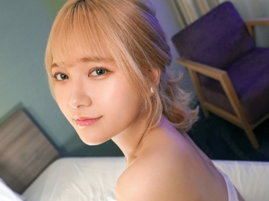 ＜潮吹きアクメ＞カフェ店員美女の乱れ姿を公開っ♥パイズリもお上手だしフェラも経験値ありすぎっ…！！