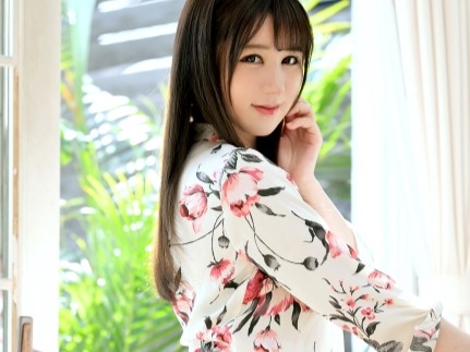 【美巨乳美尻お姉さん】『もっと奥まで…』バックで激しく突かれて感じるお姉さん！キレイなおっぱいと美尻が揺れる濃厚セックス♡