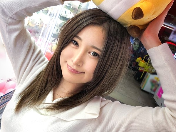 【美乳パイパン美少女】『気持ち良すぎる…』素人女子がホテルでハードなセックス体験！硬直チンポで激しく突かれ、喘ぎ声が止まらない！特濃フィニッシュで絶頂♡