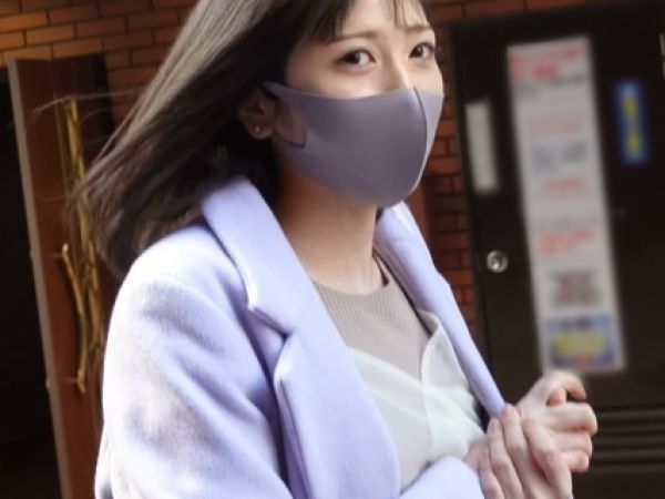 【色白巨尻OLの裏の顔】大人しそうな見た目なのに、セフレ3人持ちの欲求不満なOL！自慢のデカ尻を振り乱し、ハメ撮りセックスで本能むき出しの肉欲プレイを激写！♡