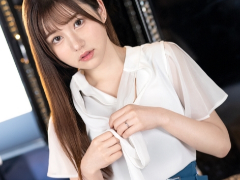 【清楚系巨乳人妻の淫乱覚醒】他人棒に溺れる！トロトロのおマンコを激しく突かれ、清楚な人妻が乱れまくる濃厚セックス♡