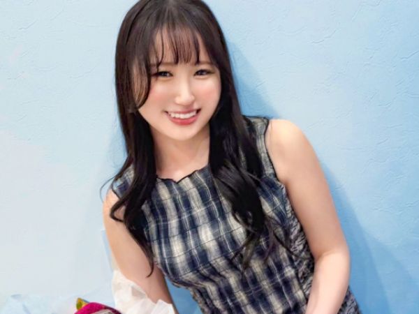 【美少女】「ねぇ…だめぇ♡」ナチュラル陰毛の生えたマンコを責められると喘ぎが抑えきれない女…これはエグいっ！