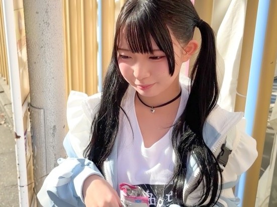 【ツインテ女子】ホストハマりすぎ！地雷系で乳首舐められると感じまくっちゃう♡ド下品の清楚娘がイキ狂っちゃいますっ…！！